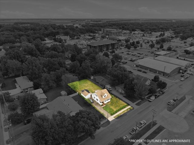 313 W 4th Street, Monticello, MN 55362
