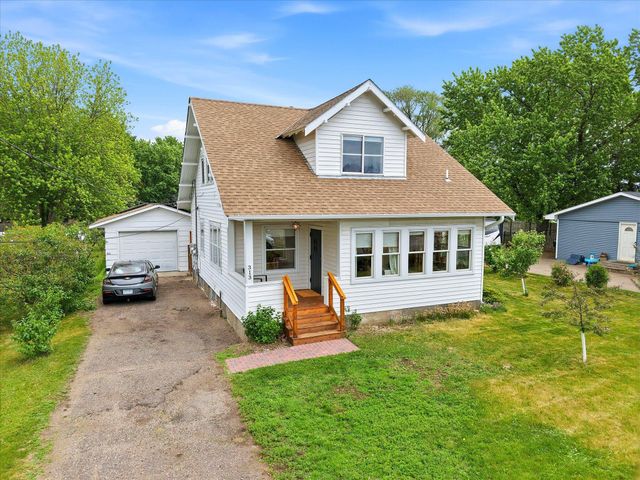 313 W 4th Street, Monticello, MN 55362