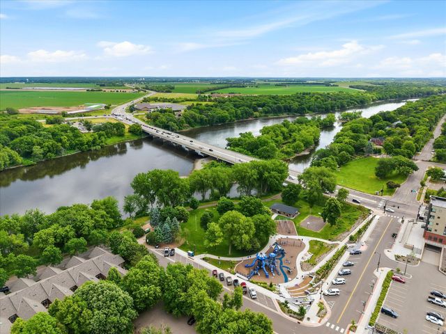 313 W 4th Street, Monticello, MN 55362