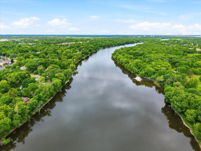 313 W 4th Street, Monticello, MN 55362