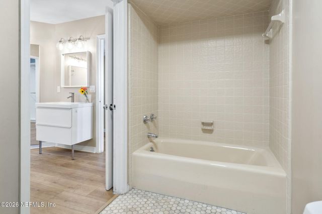 3175 DOCTORS LAKE Drive, Orange Park, FL 32073