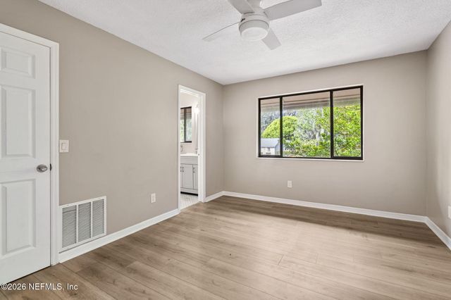 3175 DOCTORS LAKE Drive, Orange Park, FL 32073