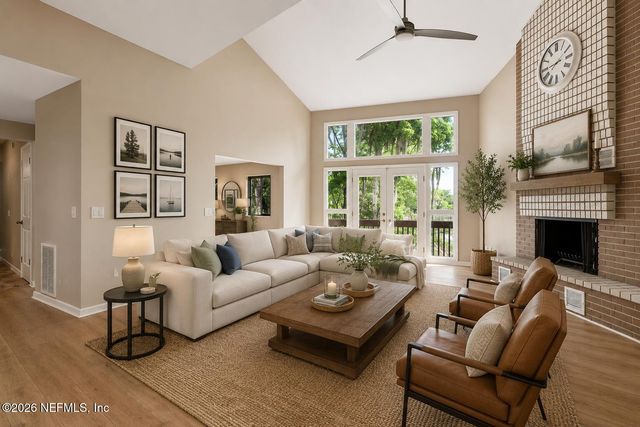 3175 DOCTORS LAKE Drive, Orange Park, FL 32073