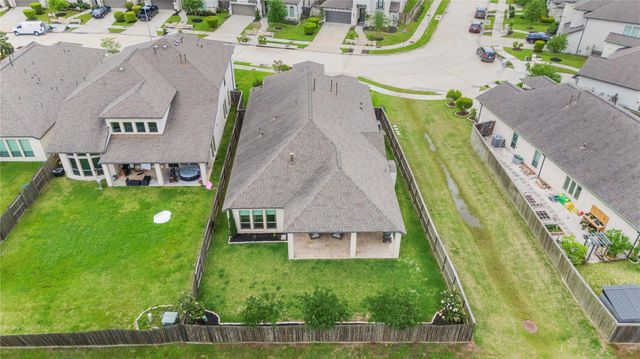 1907 Creekwood Cove, Missouri City, TX 77459