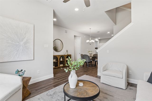 6904 Fairfield Lane, North Richland Hills, TX 76182