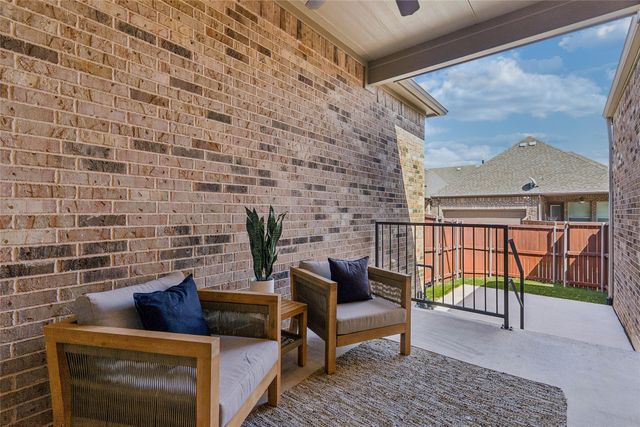 6904 Fairfield Lane, North Richland Hills, TX 76182