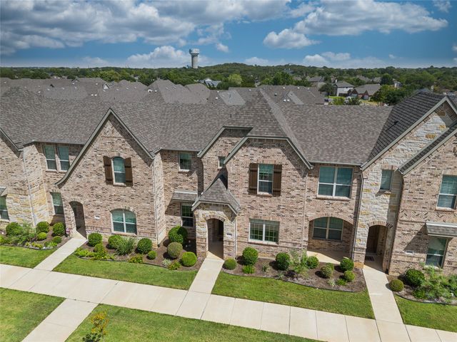 6904 Fairfield Lane, North Richland Hills, TX 76182