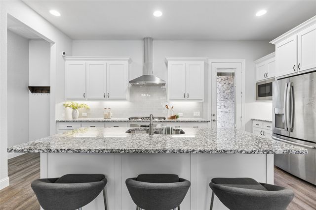 6904 Fairfield Lane, North Richland Hills, TX 76182