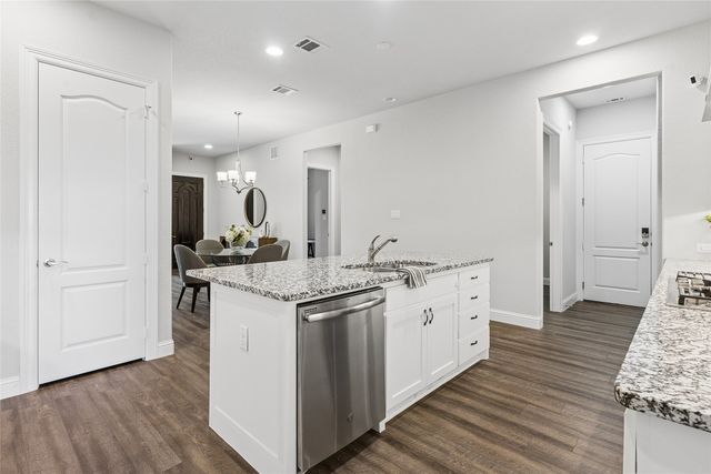 6904 Fairfield Lane, North Richland Hills, TX 76182