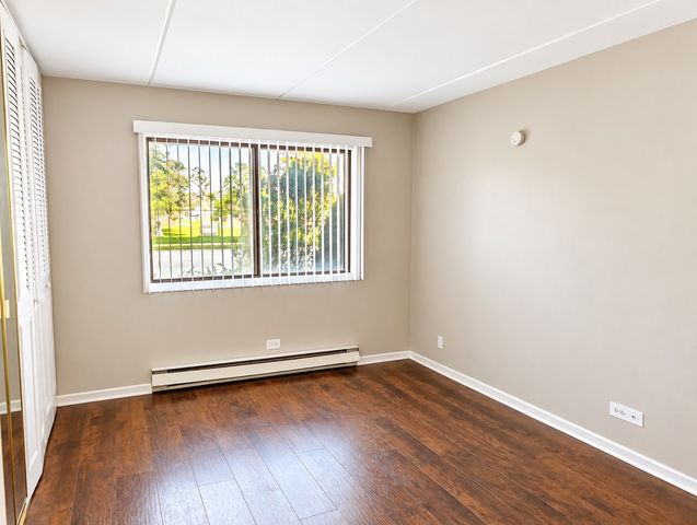 850 Des Plaines Avenue 101, Forest Park, IL 60130