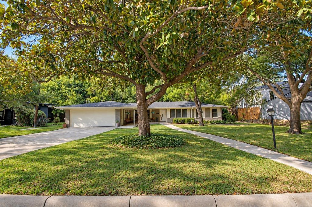 6812 Kirkwood Road, Fort Worth, TX 76116 — photo 2
