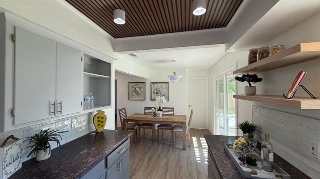 6630 Dunmore Ave, Citrus Heights, CA 95621