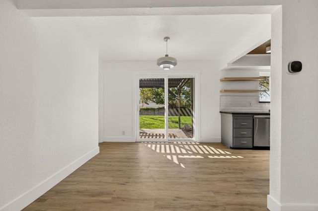 6630 Dunmore Ave, Citrus Heights, CA 95621