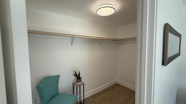 6630 Dunmore Ave, Citrus Heights, CA 95621