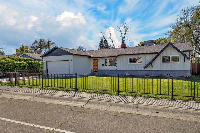 6630 Dunmore Ave, Citrus Heights, CA 95621