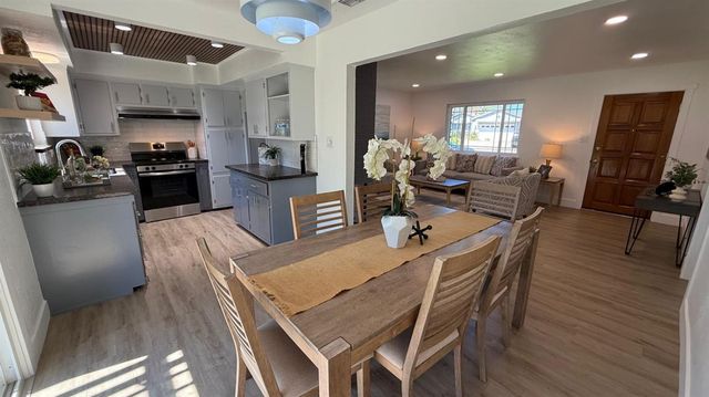 6630 Dunmore Ave, Citrus Heights, CA 95621