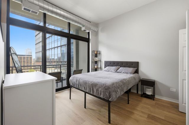 740 W Fulton Street 1112, Chicago, IL 60661
