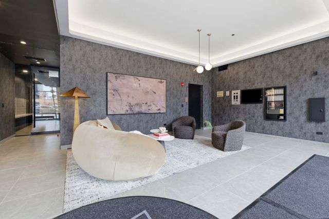 740 W Fulton Street 1112, Chicago, IL 60661