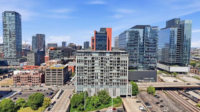 740 W Fulton Street 1112, Chicago, IL 60661