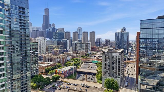 740 W Fulton Street 1112, Chicago, IL 60661