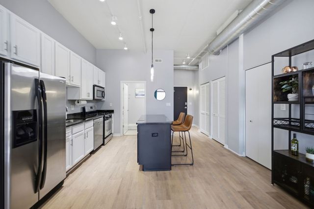 740 W Fulton Street 1112, Chicago, IL 60661