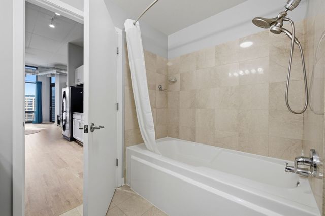 740 W Fulton Street 1112, Chicago, IL 60661