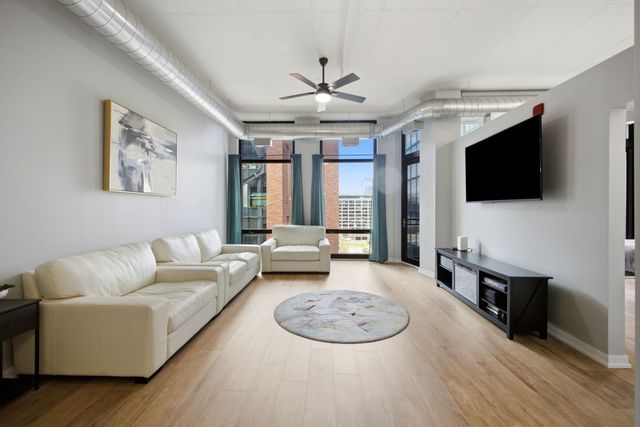 740 W Fulton Street 1112, Chicago, IL 60661