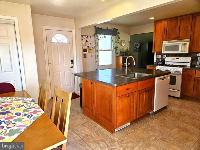 356 W SIGNAL HILL RD, King Of Prussia, PA 19406