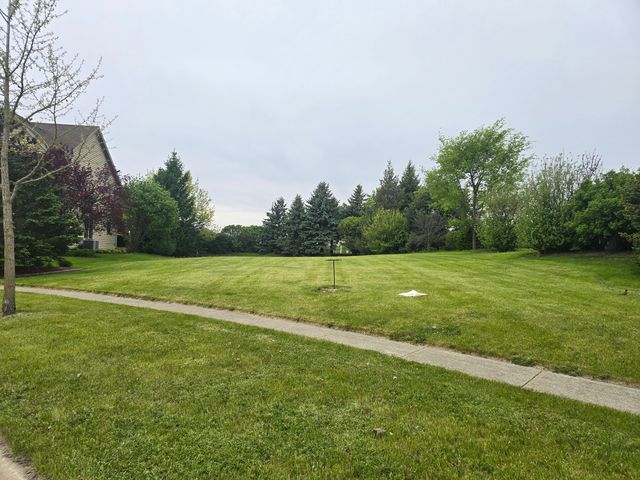 3250 Covington Lane, Algonquin, IL 60102