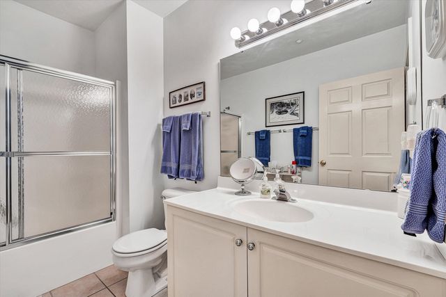 4434 Pheasant Ridge Rd Apt 105, Roanoke, VA 24014