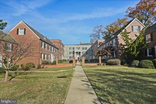 3814 V ST SE #201, Washington, DC 20020
