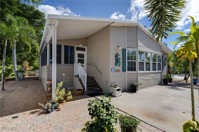 5867 Brightwood DR E A16, Fort Myers, FL 33905