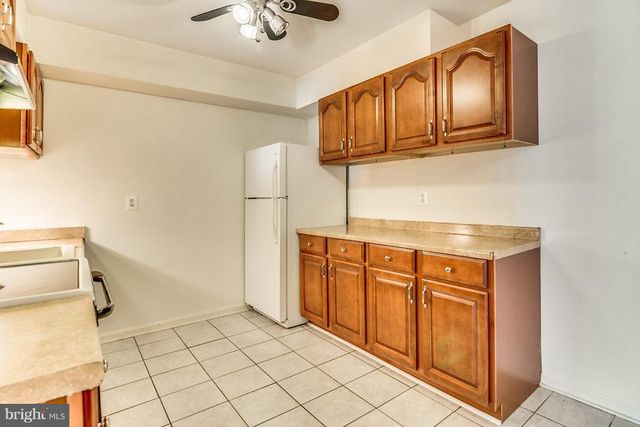 3863 PERSIMMON CIR, Fairfax, VA 22031