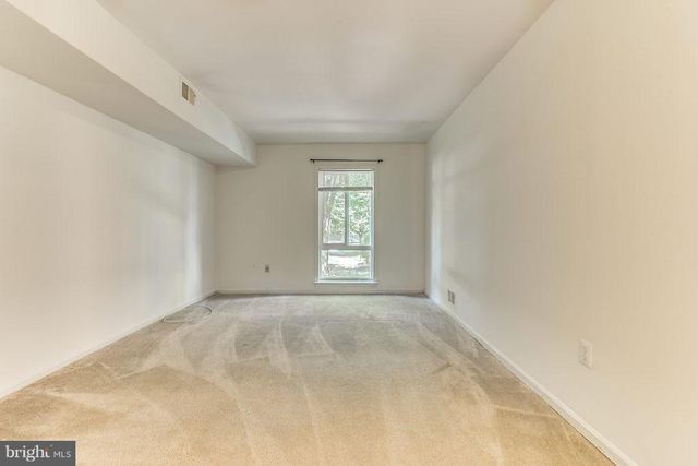 3863 PERSIMMON CIR, Fairfax, VA 22031