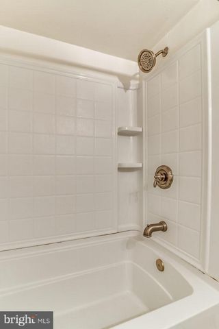 3863 PERSIMMON CIR, Fairfax, VA 22031