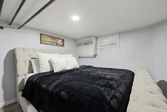 185 Dover St, Brockton, MA 02301