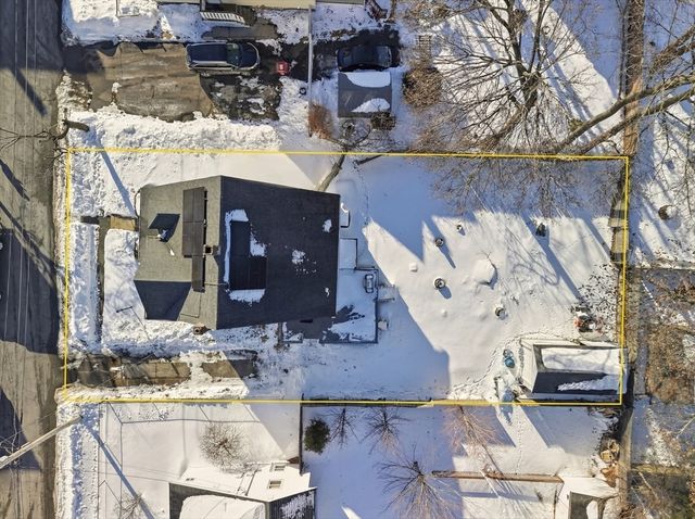 185 Dover St, Brockton, MA 02301