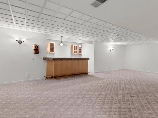 4721 W Whitetail COURT, Manitowoc, WI 54220