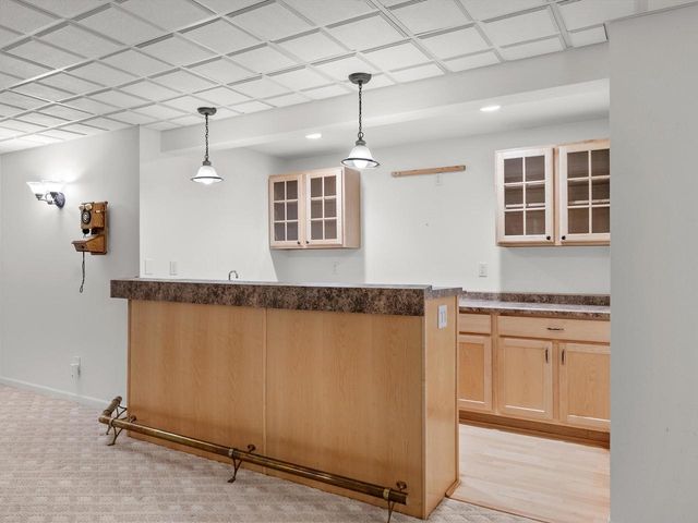 4721 W Whitetail COURT, Manitowoc, WI 54220