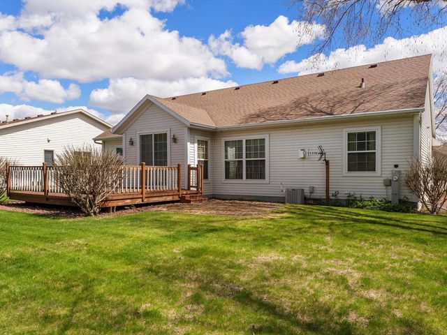 4721 W Whitetail COURT, Manitowoc, WI 54220
