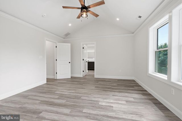 433 WALNUT AVE, Feasterville Trevose, PA 19053
