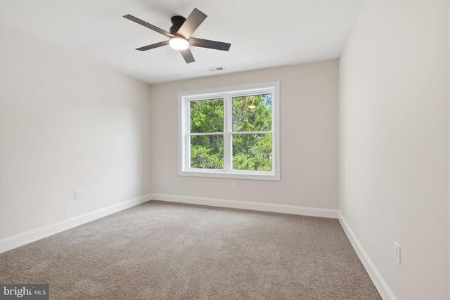 433 WALNUT AVE, Feasterville Trevose, PA 19053
