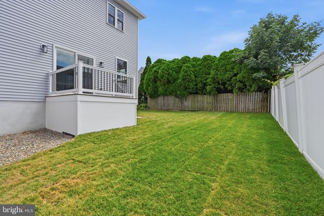 433 WALNUT AVE, Feasterville Trevose, PA 19053