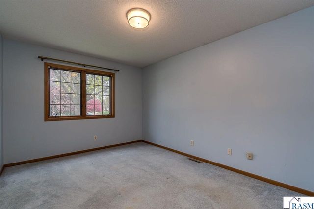 109 Cameo Lane, Mankato, MN 56001