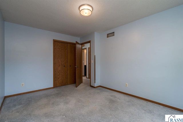 109 Cameo Lane, Mankato, MN 56001
