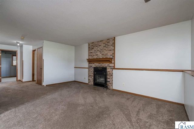 109 Cameo Lane, Mankato, MN 56001