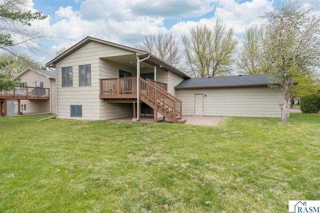109 Cameo Lane, Mankato, MN 56001