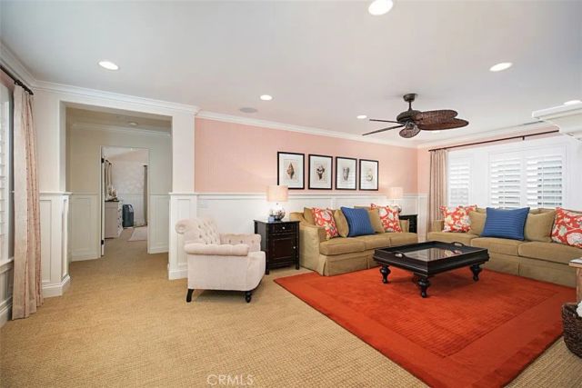 208 E Balboa Boulevard, Newport Beach, CA 92661