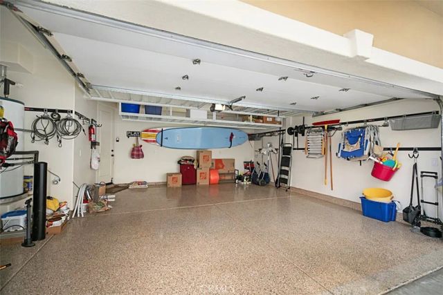 208 E Balboa Boulevard, Newport Beach, CA 92661
