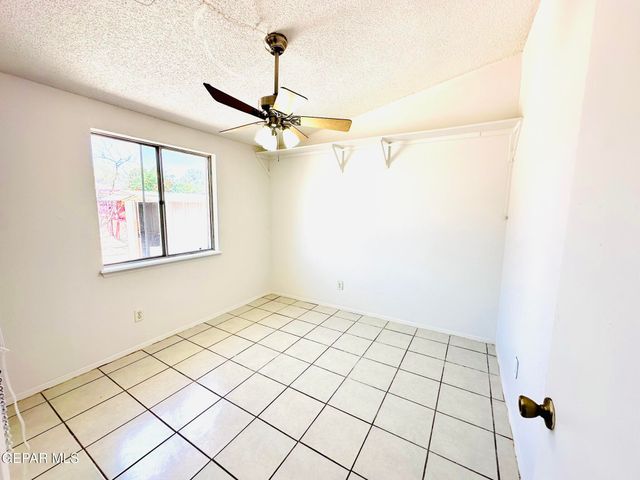 1641 BILL OGDEN Drive, El Paso, TX 79936